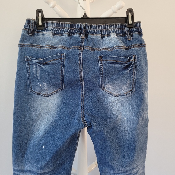 Dark-Wash Distressed Skinny Denim Jeans - Picture 8 of 13